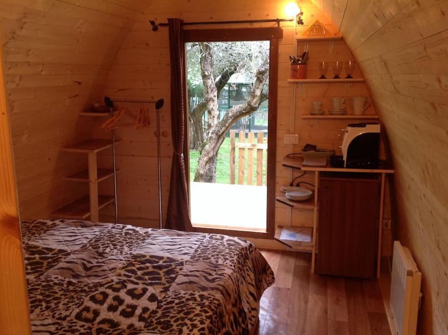 Igloo Garden Lake Soiano Del Lago Bagian luar foto